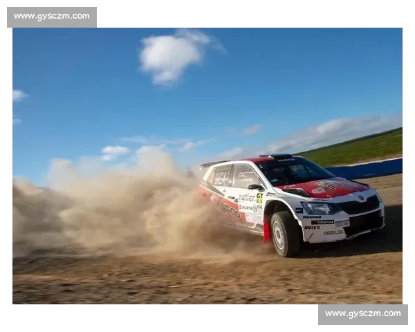 龙游魔鬼赛道突发坠崖事故,车手生死未卜 龙游魔鬼赛道突发坠崖事故,车手生死未卜